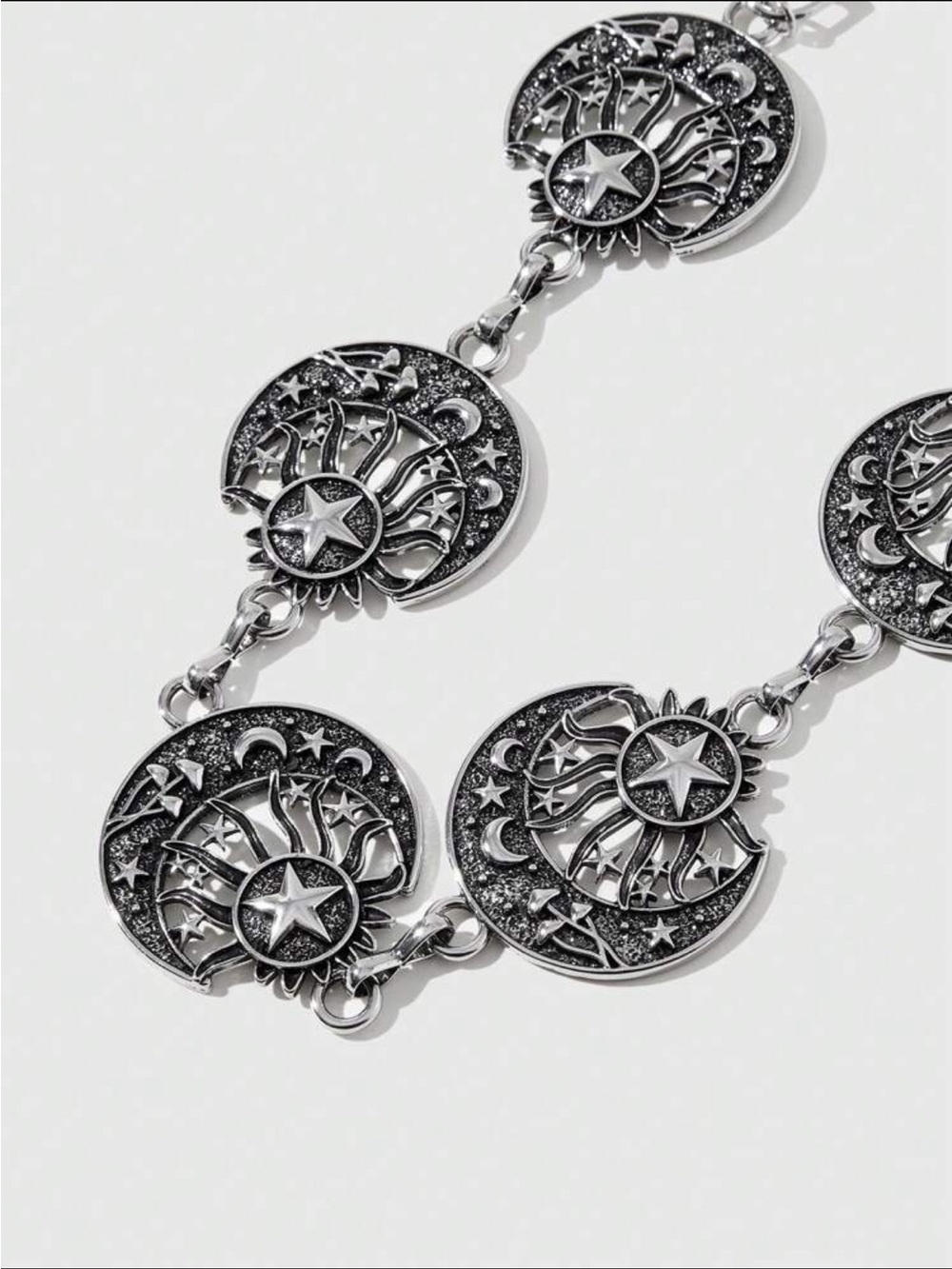 Silver Celestial Moon & Star Chain Belt NEW ๐ท๏ธ - Picture 3 of 4